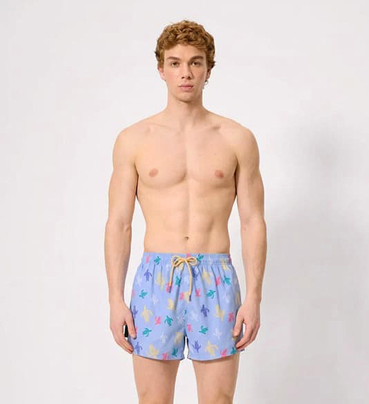 Comodidad total bajo el sol. ¡Tu bañador Ysabel Mora de tortugas con descuento exclusivo!