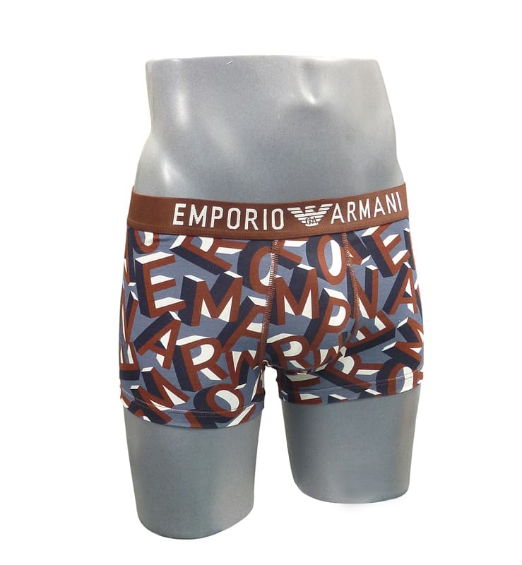 Añade estilo diario con los exclusivos bóxers Emporio Armani, compra ahora.
