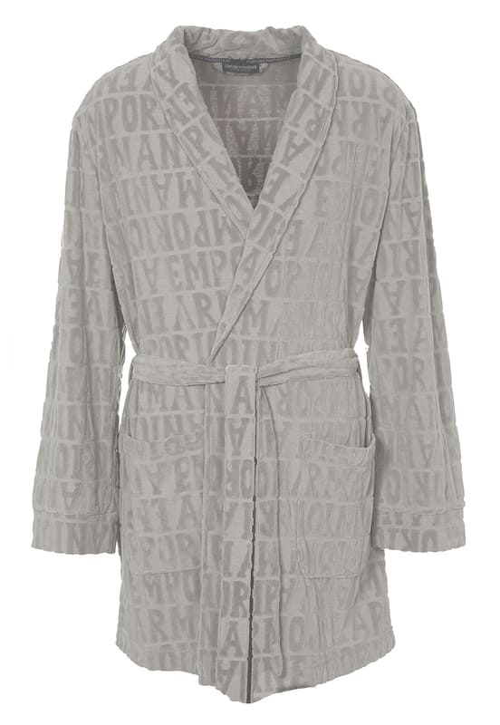 Esta Navidad, envuelve su descanso en la exclusividad del jacquard Armani.