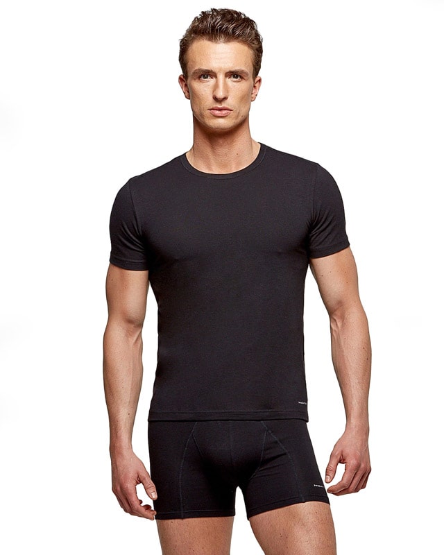 Camiseta Impetus Innovation cuello redondo en negro y manga corta