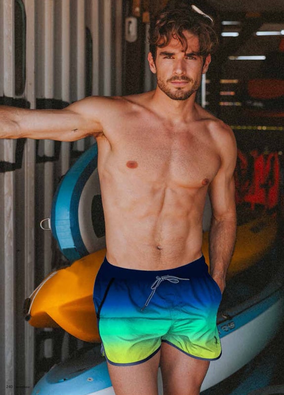 Vistoso bañador juvenil para los dias de verano y de secado rápido