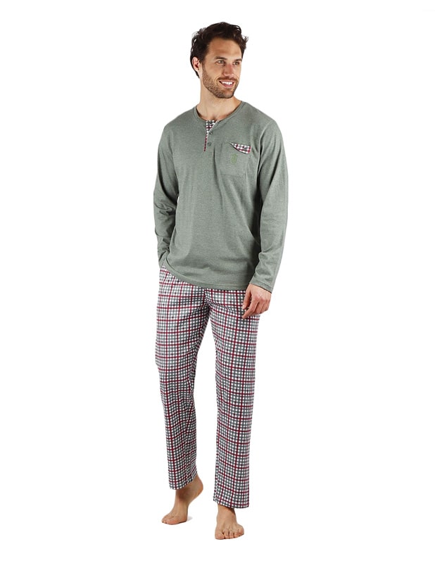 Comprar online Pijama Admas mod. Leaf en verde y pantalón de villela
