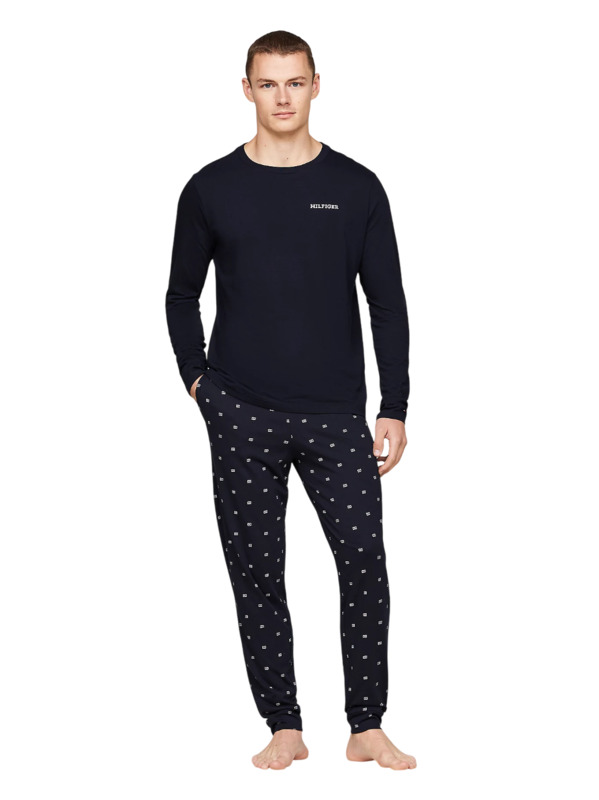 Tommy Hilfiger - Pijama atemporal que nunca pasa de moda