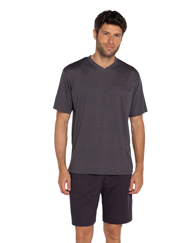 El pijama de verano Punto Blanco combina suavidad, frescor y calidad ideal para regalar con acierto.