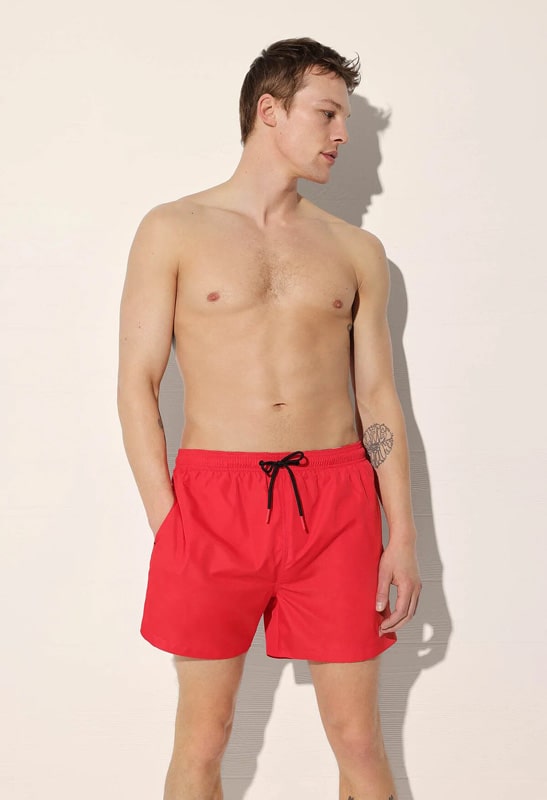 Bañadores baratos, estilo irresistible para hombre