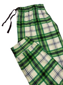 Pijama juvenil Disney azul marino, suave, moderno y perfecto para regalar.