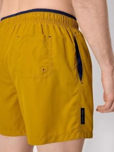 Bañador juvenil en color mostaza, con oferta online y gran durabilidad