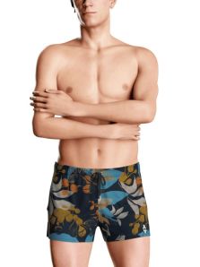 Compra online el bañador tropical de Impetus y marca tendencia este verano.