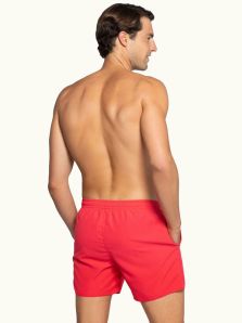 Destaca en la playa con los nuevos bañadores de Impetus Beachwear