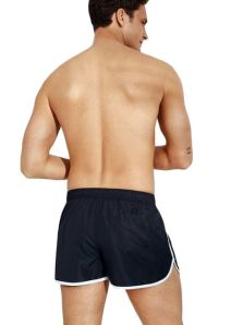 Moda en baño hombre de secado rápido
