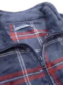 Máximo confort con nuestra Bata Juvenil Parka Pettrus Homewear Coralina Polar Azul cuadros de alta calidad.