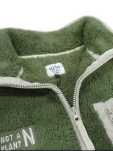 Compra una bata calentita para invierno de Admas