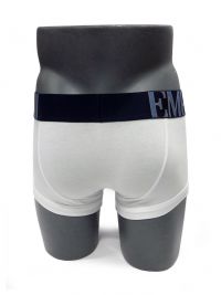 Moda interior para hombre de Emporio Armani en blanco