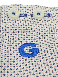 Regala estilo y confort con los boxers Giulio de tela, perfectos para el hombre que busca ser diferente.