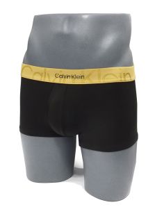 Boxer Calvin Klein mod. Embosssed Icon en microfibra en negro