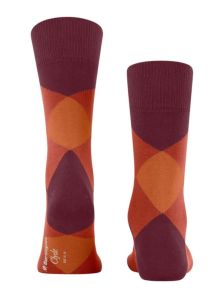 Aprovecha la compra de calcetines Burlington de rombos para un look moderno y chic.