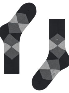 Haz que cada paso cuente con los cómodos calcetines Burlington negros de rombos contrastados.