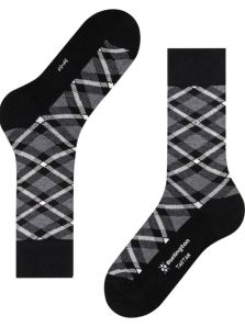 Con materiales responsables y diseño único, los calcetines Burlington definen tu personalidad.