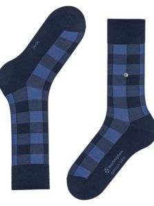 ¡No te quedes sin ellos! Calcetines Burlington, la mezcla ideal de lujo y sostenibilidad.