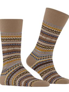 El diseño Fair Isle da un toque sofisticado a estos calcetines únicos.