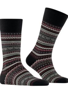 Los calcetines Burlington celebran el arte de vestir con sencillez, calidad y distinción.