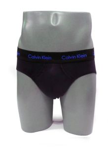 Regalo slip Calvin Klein en negro