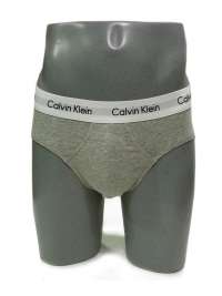 Pack con 3 slips Calvin Klein básicos en algodón