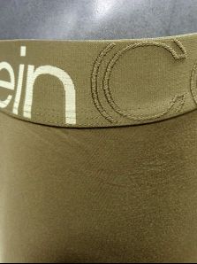 Calzoncillo microfibra C.K. en verde musgo juvenil