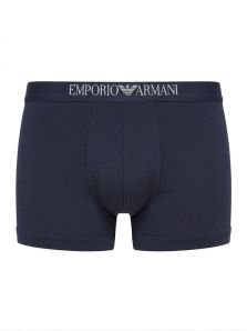 No hay mejor manera de agradecer a papá que con un calzoncillo de Emporio Armani; ¡él merece lo mejor en su día!
