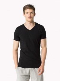 Camiseta Tommy Hilfiger negra cuello pico