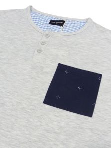 Consigue tu Pijama Dark Elephant con bolsillo en el pecho, frescura y estilo al buen precio.