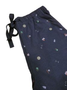 Consigue tu Pijama Dark Elephant azul marino y zarpa hacia un descanso perfecto.