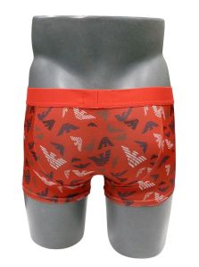 Año nuevo con boxers calzoncillos rojos Emporio Armani