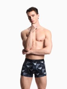 Ajuste perfecto y diseño premium en el Boxer negro Emporio Armani.