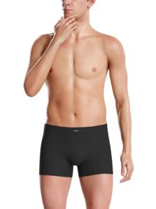 Ropa interior Impetus para hombre: dos prendas en Lyocell, una azul a rayas y otra negra lisa, ideal para regalar.