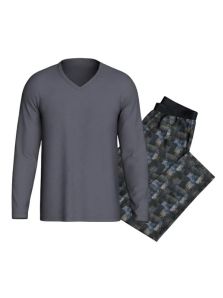 Descubre el pijama Impetus, hombre que desea confort sostenible y suavidad extraordinaria.