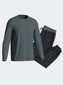 Compra el pijama I Am by Impetus en Lyocell, pensado como un detalle cotidiano.