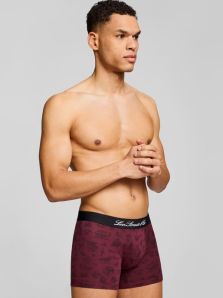 Dale un toque distinto con el Pack 2 Boxers Levi’s con estampado del Oeste en burdeos y otro liso negro.