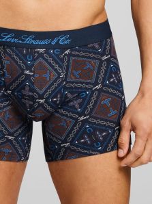 El Pack 2 Boxers Levi’s con estampado geométrico y otro liso en azul marino, con nueva cinturilla estilo retro Levi Strauss lo tiene todo: diseño y confort.
