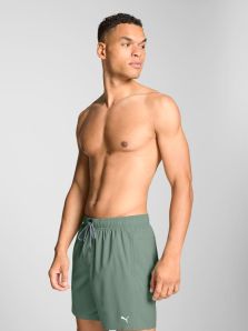 Bañador verde Puma bermuda en oferta, compra cómoda, verano activo.