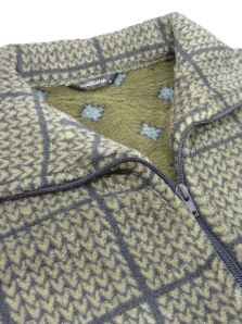 Compra la bata corta Massana, regalo ideal para los días fríos de casa.