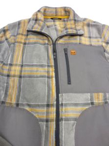 Compra la bata Massana juvenil, suave, cómoda y con estilo informal.