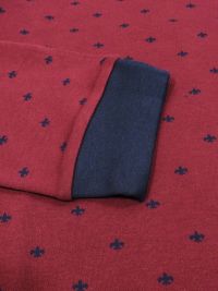 Pijama Alpina en burdeos con florecitas y puños elásticos