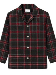 No busques más; el Pijama Giulio es el que todos quieren para esta Navidad.