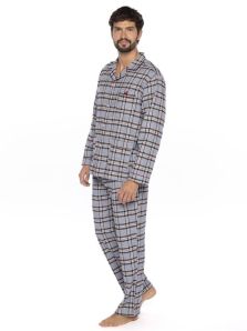 El regalo perfecto es un Pijama Guasch de franela.