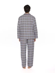 Descubre la calidad Guasch en pijama de franela.