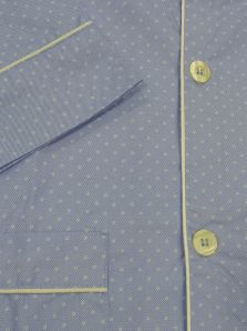 Siéntete a gusto en casa con nuestros pijamas de tela Kiff kiff para hombre