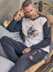 Pijama Massana en Algodón estampado con cuello pico