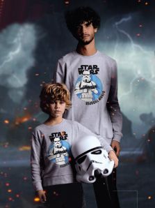 Pijama Star Wars afelpado y estampado con un Soldado Imperial