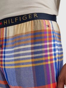 Regala un pijama Tommy Hilfiger elegante para hombre